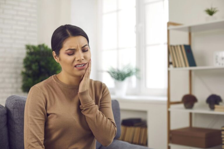 Jakie sa najczestsze choroby jamy ustnej i jak im zapobiegac